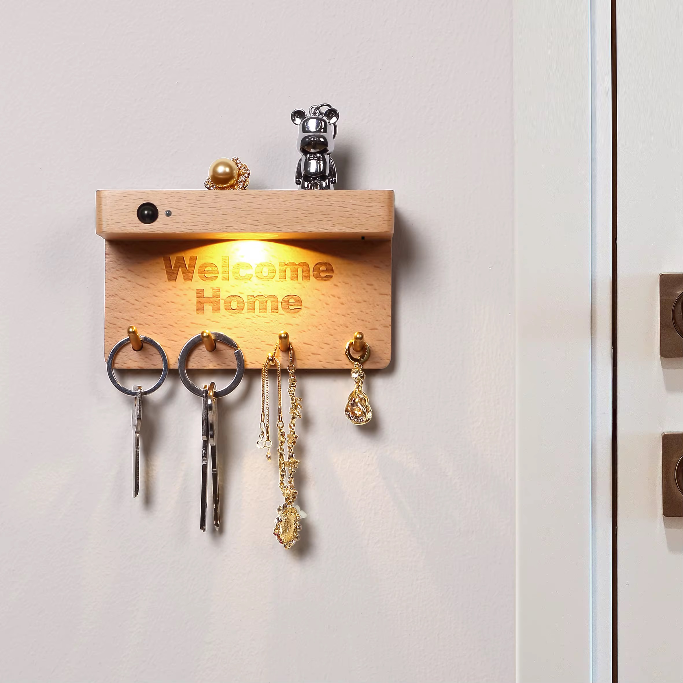 Sensor wall key holder alternate view 2